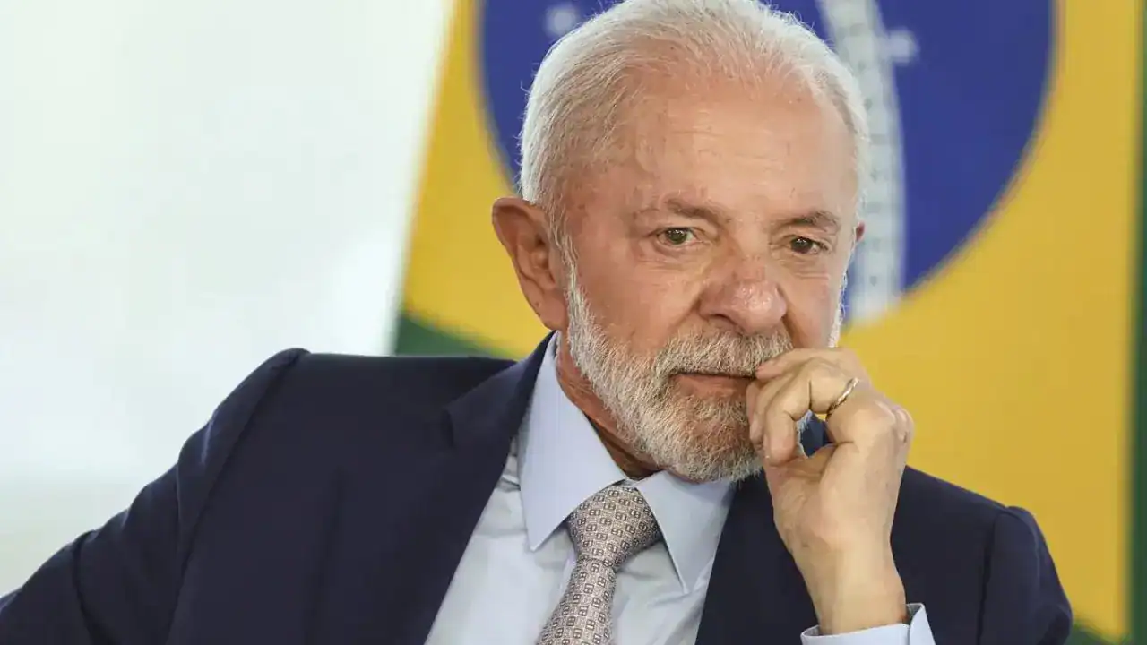Investidores acompanham os efeitos da corrida presidencial sobre os ativos brasileiros. (Créditos: Instagram)