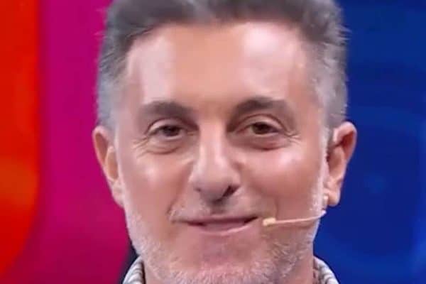 Luciano Huck se pronuncia após mensagens com Daniel Vorcaro virem à tona